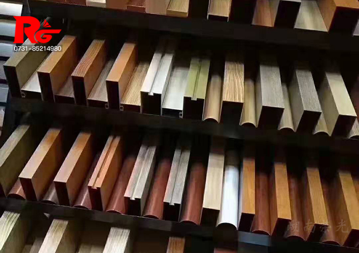 �Lɳ�۰����� 