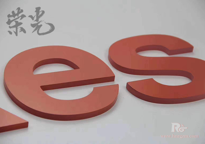 �Lɳ������������