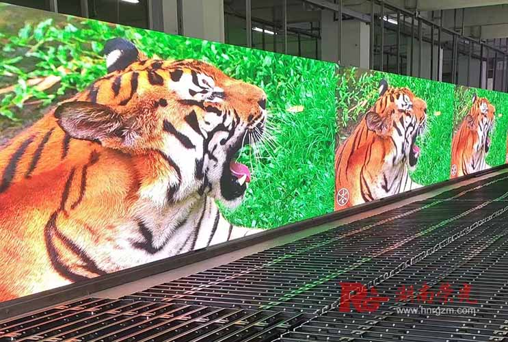 �L(zh��ng)ɳȫ���@ʾ��